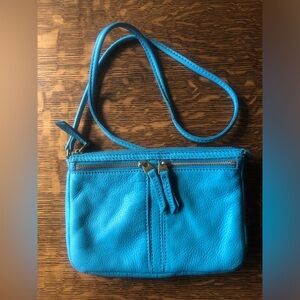 Fossil Tidal Blue “Erin” Pebbled Leather Crossbody